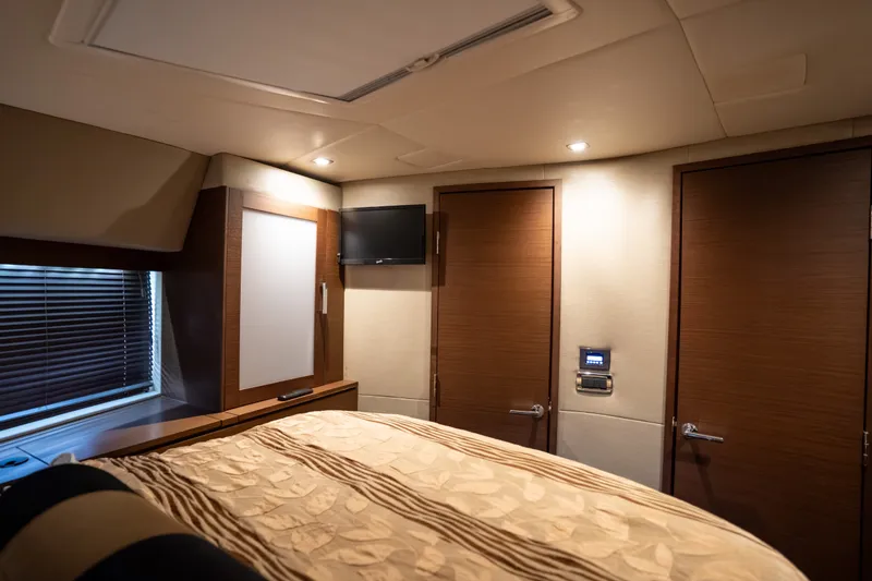 Slide: The Image of VIP STATEROOM - 68