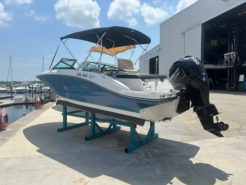 The Image of Sea Ray 19 SPX OB 2022 - 0