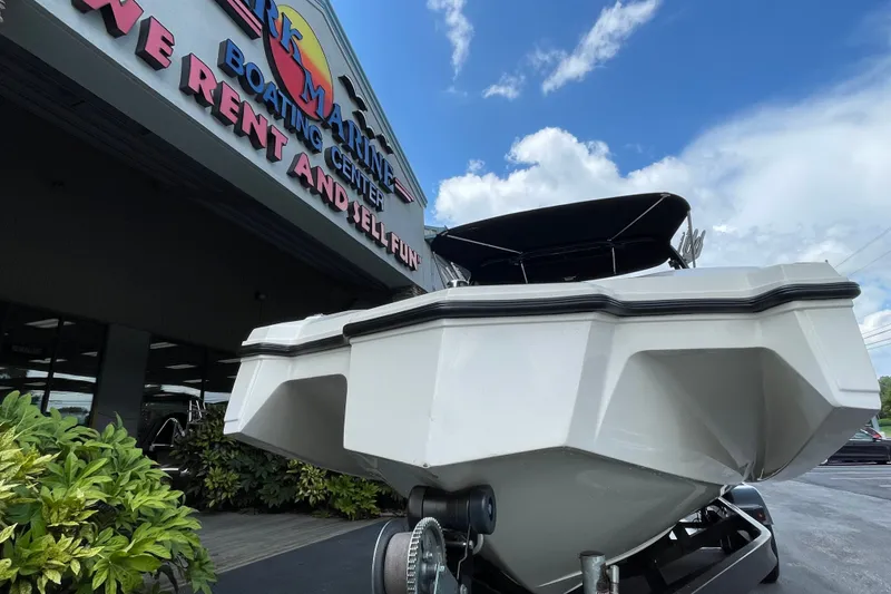 Slide: The Image of 2017 Heyday WT-2 boat at RK Marine Boating Center under a clear blue sky. - 9