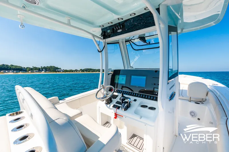 Slide: The Image of Sea Hunt 305 Ultra SE 2022 - 36