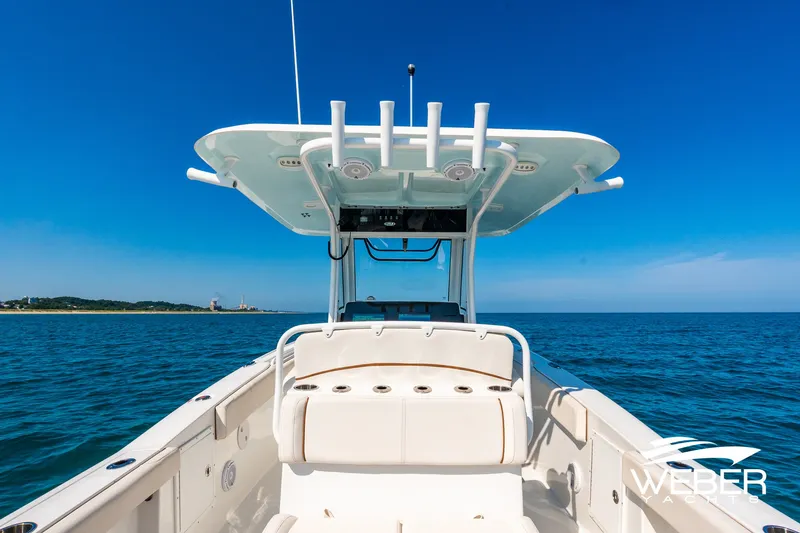 Slide: The Image of Sea Hunt 305 Ultra SE 2022 - 32