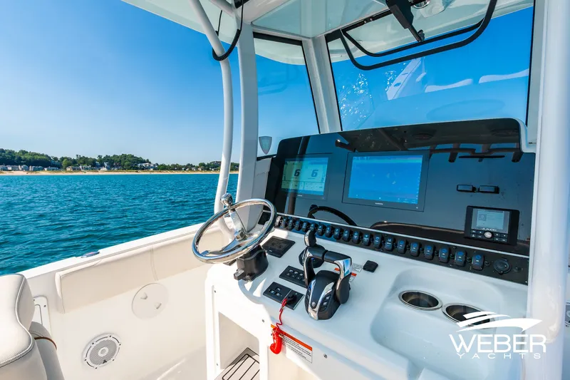 Slide: The Image of Sea Hunt 305 Ultra SE 2022 - 37