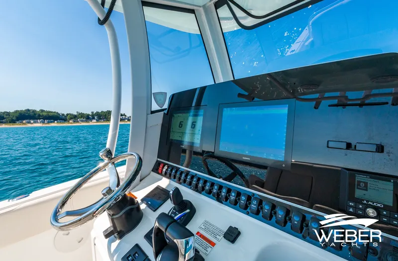Slide: The Image of Sea Hunt 305 Ultra SE 2022 - 38