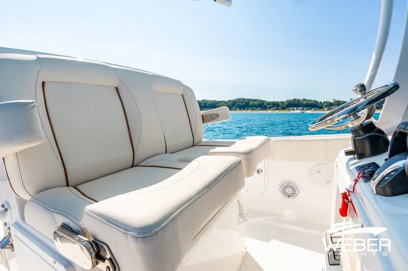 Slide: The Image of Sea Hunt 305 Ultra SE 2022 - 41