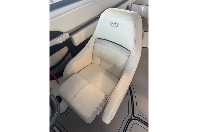 Slide: The Image of 2020 Cobalt CS23 Surf boat seat, white leather, ergonomic design. - 14