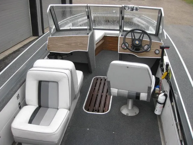 Slide: The Image of Sylvan SUPER SPORTSTER 16 1989 - 7