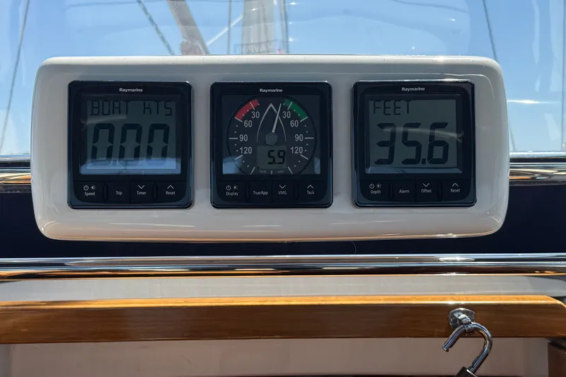 Slide: The Image of Digital navigation instruments on a 2009 Sabre 386 sailboat dashboard. - 81