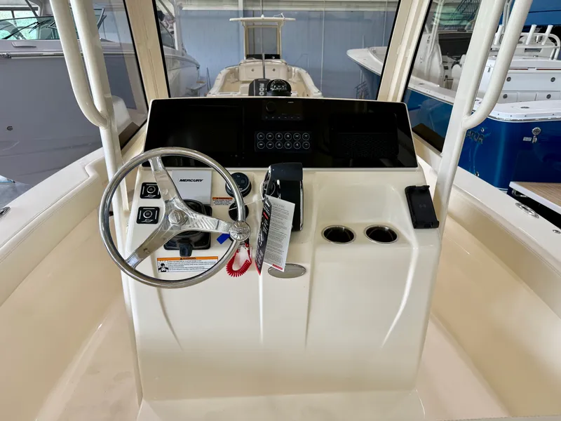 Slide: The Image of Scout 220 XSF 2027 - 9