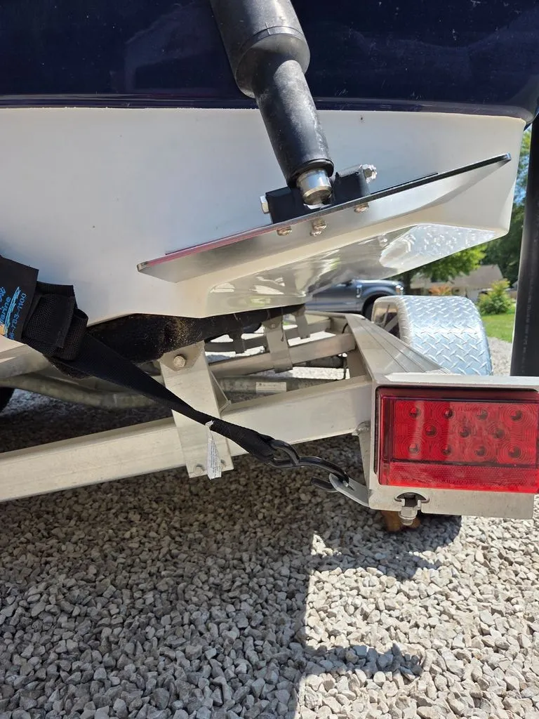 Slide: The Image of Robalo R202 Explorer 2023 - 56