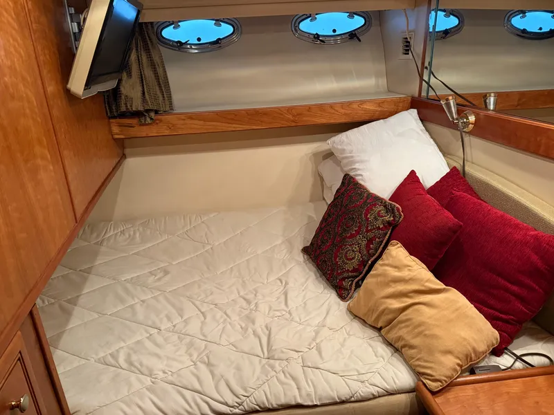 Slide: The Image of Meridian 490 Pilothouse 2003 - 73