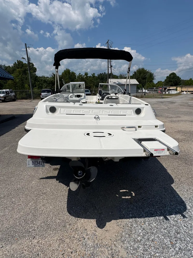 Slide: The Image of Bayliner 175 2016 - 6