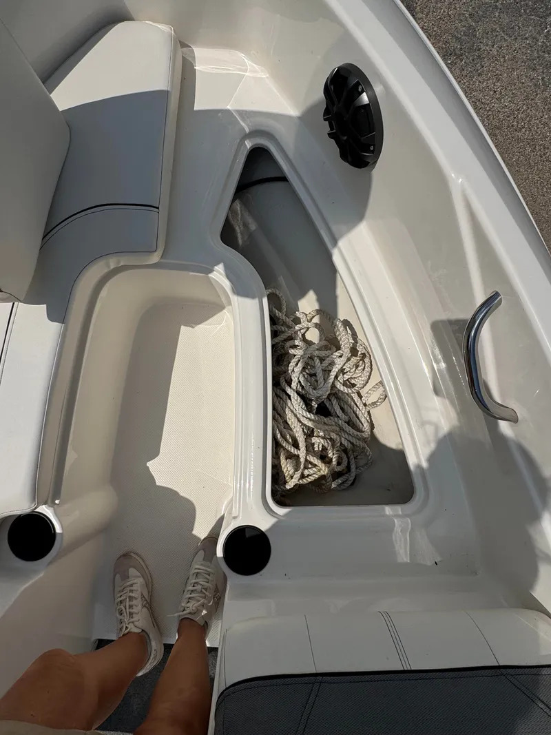 Slide: The Image of Bayliner 175 2016 - 15