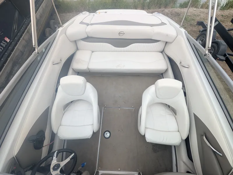 Slide: The Image of Crownline Boats 21 SS 2009 - 15