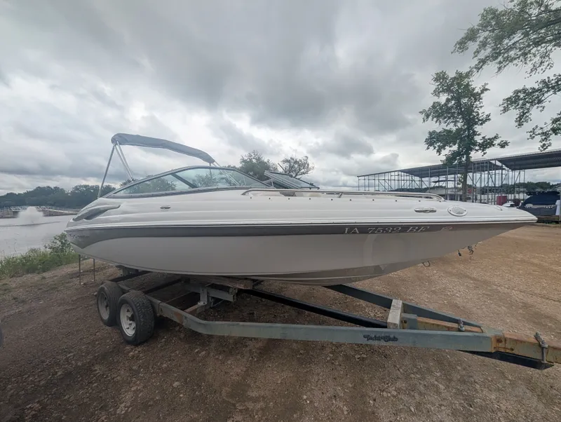 The Image of Crownline Boats 21 SS 2009 - 1