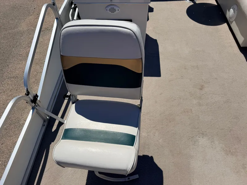 Slide: The Image of Palm Beach 2023 Fishmaster & 60HP Mercury 4Stroke 2010 - 17