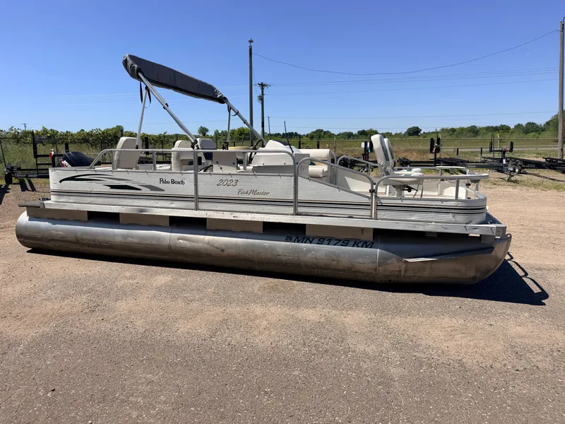 Slide: The Image of Palm Beach 2023 Fishmaster & 60HP Mercury 4Stroke 2010 - 62