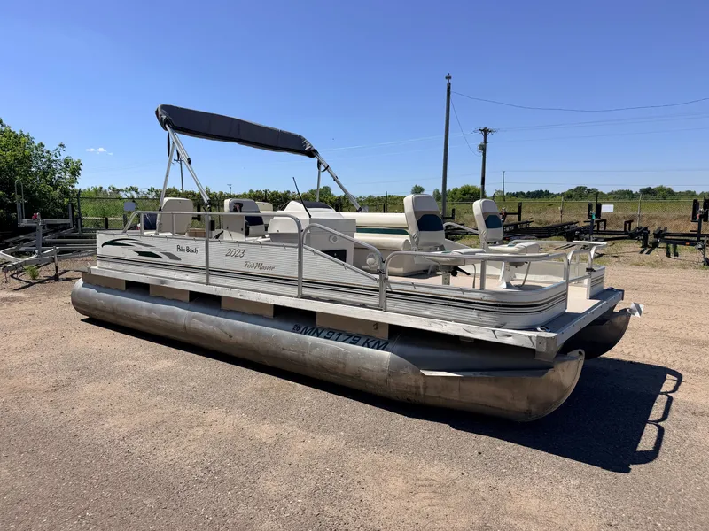 Slide: The Image of Palm Beach 2023 Fishmaster & 60HP Mercury 4Stroke 2010 - 61