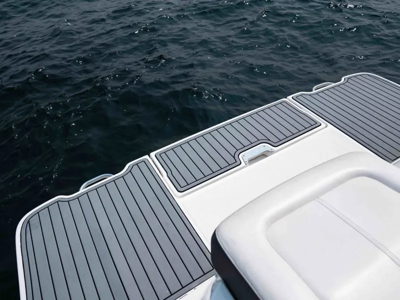 Slide: The Image of Sea Ray SDX 290 2017 - 25