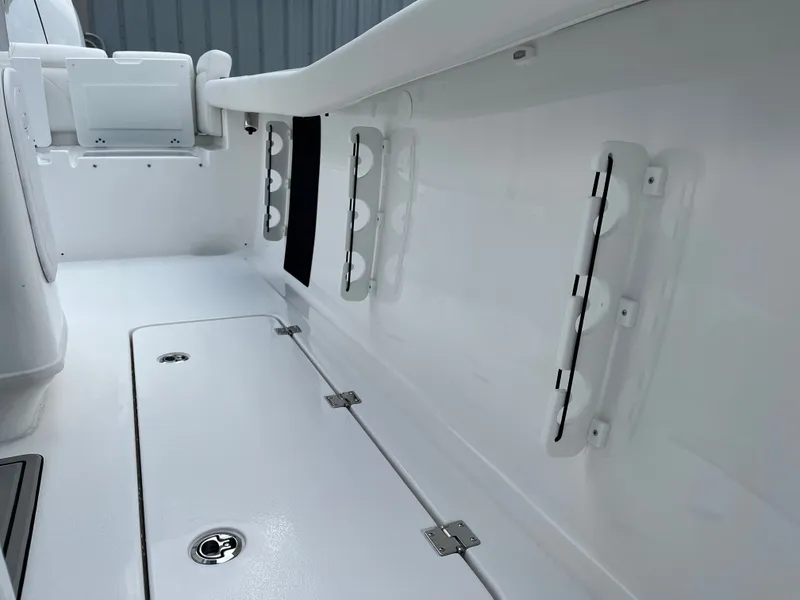 Slide: The Image of Tidewater 272 LXF 2027 - 14