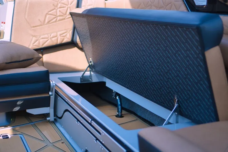 Slide: The Image of Nautique Super Air Nautique G25 Paragon 2027 - 18