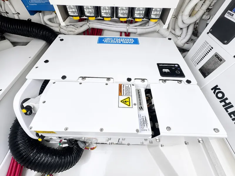 Slide: The Image of SeaKeeper SK6 Gyro - 25