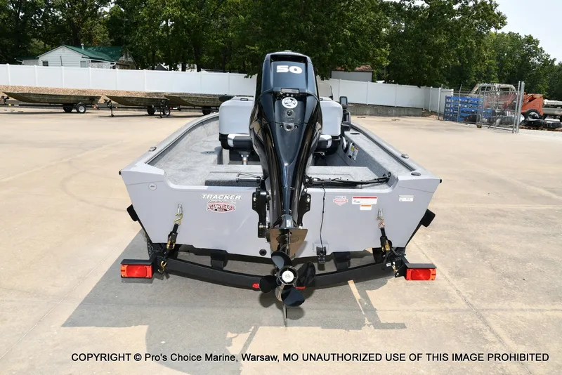 Slide: The Image of Tracker Super Guide V-16 SC 2027 - 26