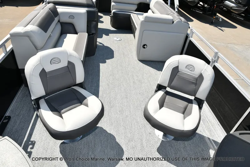 Slide: The Image of Sun Tracker Fishin' Barge 22 DLX w/115HP Pro-XS 4 Stroke 2026 - 89