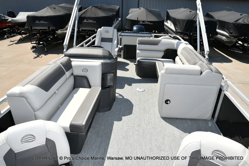 Slide: The Image of Sun Tracker Fishin' Barge 22 DLX w/115HP Pro-XS 4 Stroke 2026 - 81