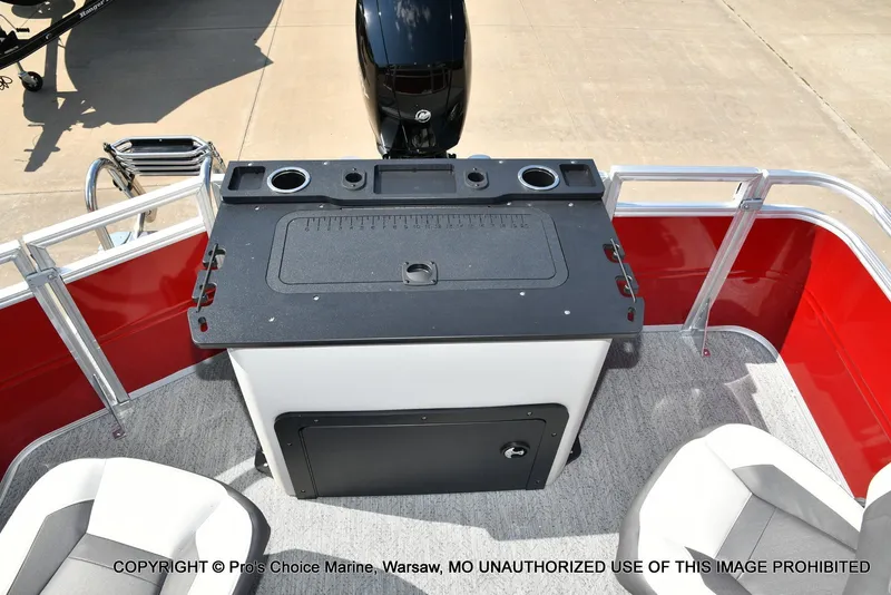 Slide: The Image of Sun Tracker Fishin' Barge 22 DLX w/115HP Pro-XS 4 Stroke 2026 - 46