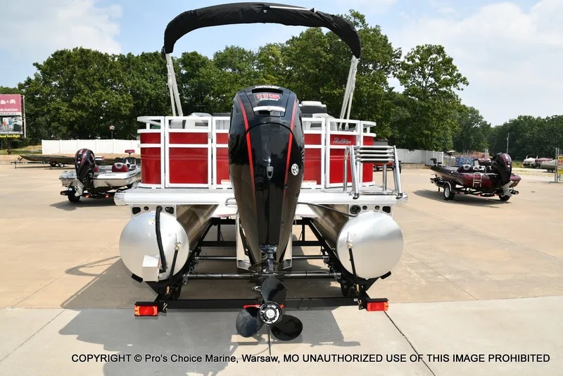 Slide: The Image of Sun Tracker Fishin' Barge 22 DLX w/115HP Pro-XS 4 Stroke 2026 - 17