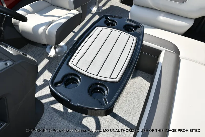 Slide: The Image of Sun Tracker Fishin' Barge 22 DLX w/115HP Pro-XS 4 Stroke 2026 - 38