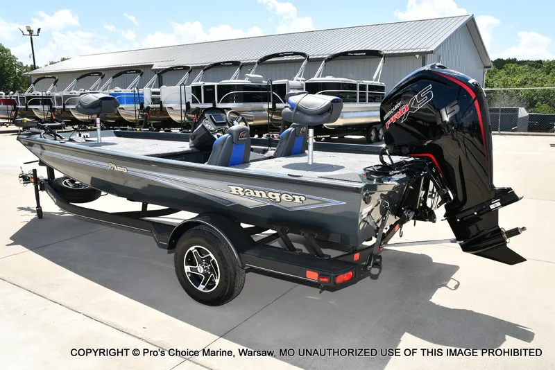 Slide: The Image of Ranger RT188 w/115HP Mercury Pro-XS 2026 - 19