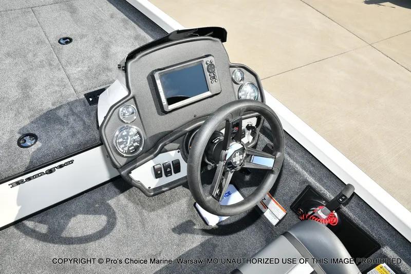 Slide: The Image of Ranger RT188 w/115HP Mercury Pro-XS 2026 - 33