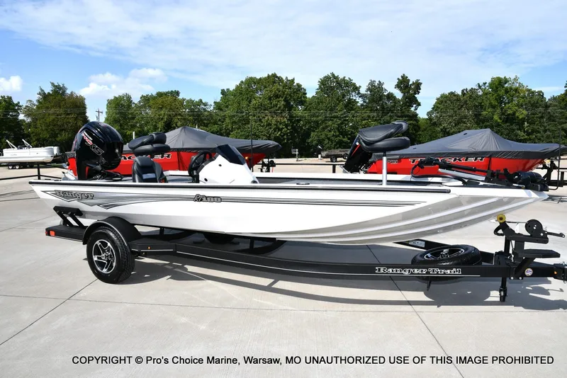 Slide: The Image of Ranger RT188 w/115HP Mercury Pro-XS 2026 - 64