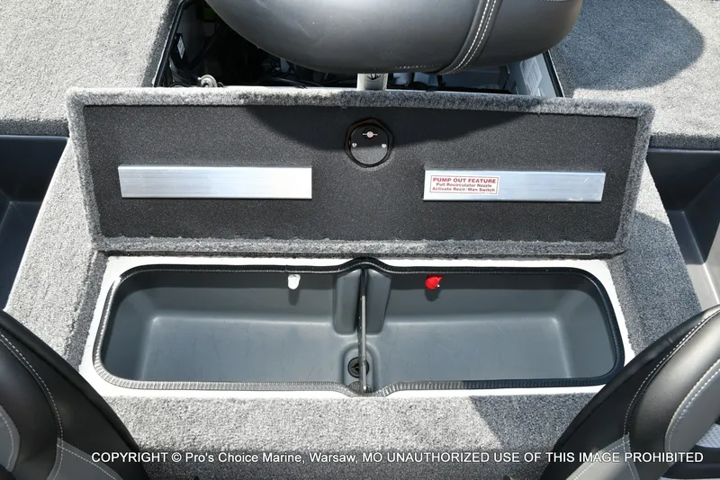 Slide: The Image of Ranger RT188 w/115HP Mercury Pro-XS 2026 - 52
