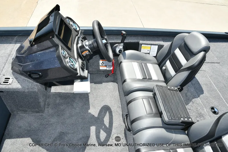 Slide: The Image of Ranger RT188C Livescope Equipped 2026 - 43