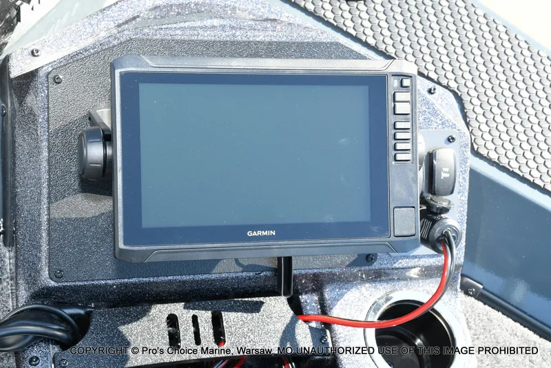 Slide: The Image of Ranger RT188P Garmin Livescope Cup Equipped 2026 - 46
