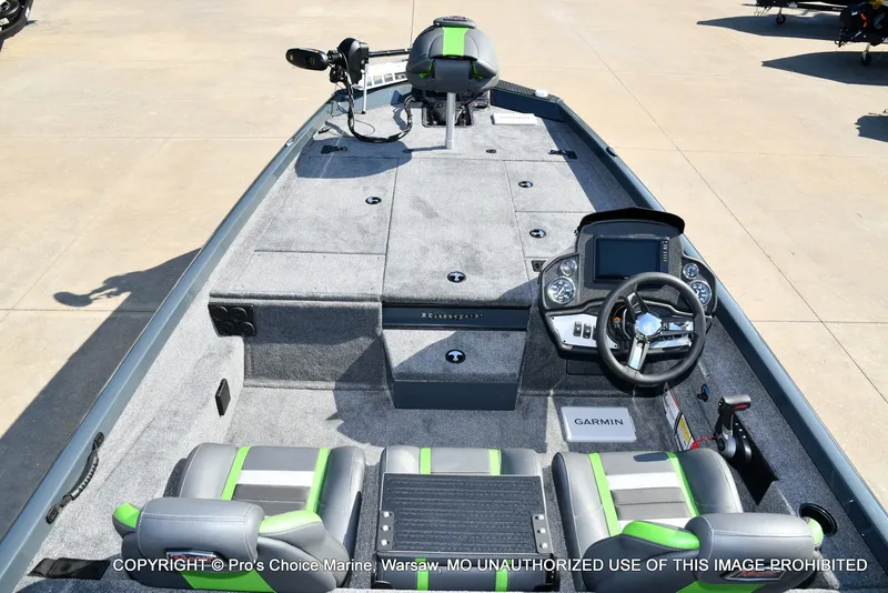 Slide: The Image of Ranger RT188P Garmin Livescope Cup Equipped 2026 - 38