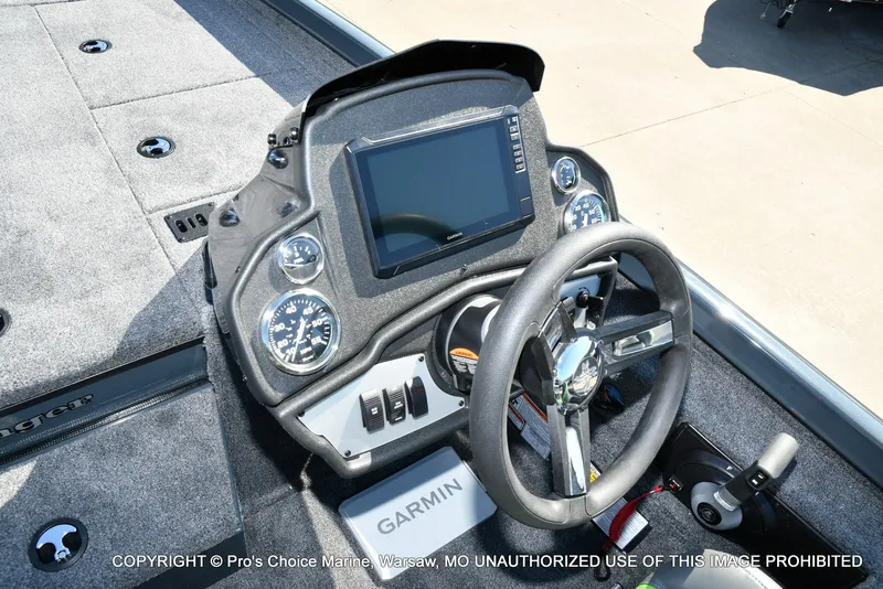 Slide: The Image of Ranger RT188P Garmin Livescope Cup Equipped 2026 - 40