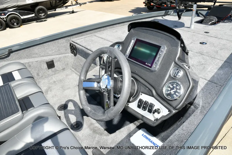 Slide: The Image of Ranger RT188P w/115HP Pro-XS 2026 - 34