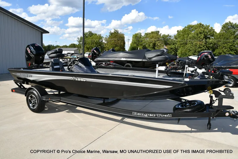 Slide: The Image of Ranger RT198P Garmin Livescope Cup Equipped 2026 - 74