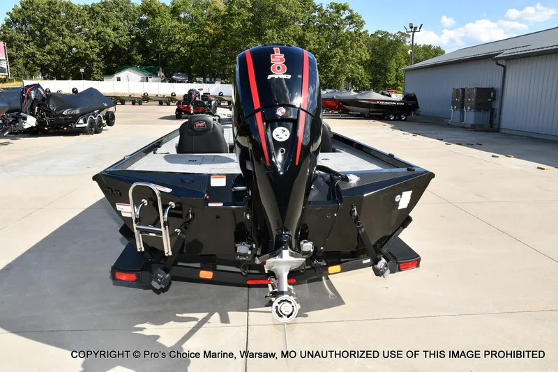 Slide: The Image of Ranger RT198P Garmin Livescope Cup Equipped 2026 - 23
