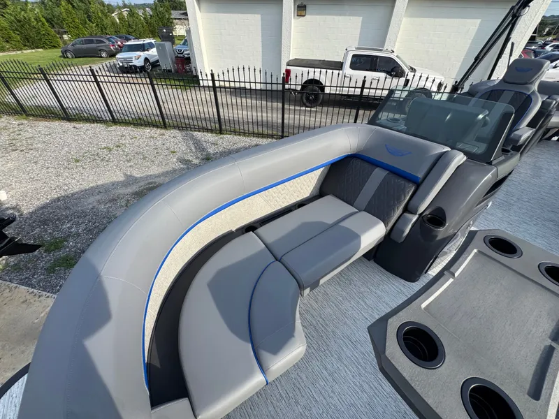 Slide: The Image of Bennington 23 MFB 2027 - 18