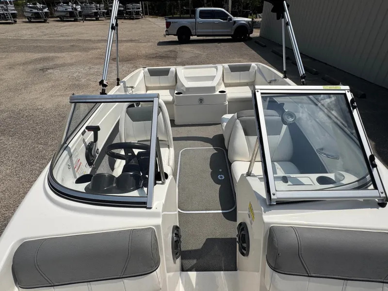 Slide: The Image of Bayliner 175 2016 - 14