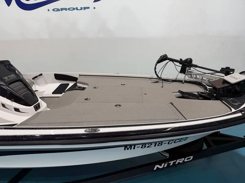 Slide: The Image of Nitro Z18 2020 - 19