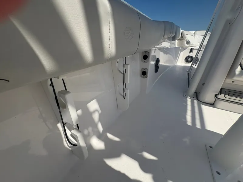 Slide: The Image of Sea Fox 228 Commander 2023 - 19