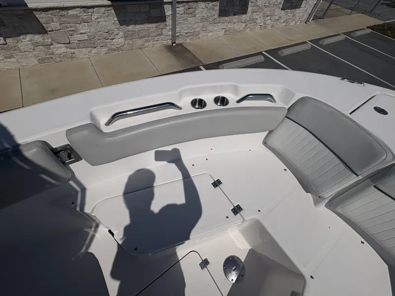 Slide: The Image of Sea Fox 228 Commander 2023 - 23
