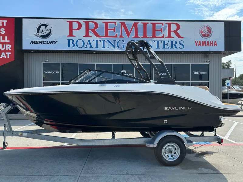 Slide: The Image of Bayliner V20i 2026 - 24