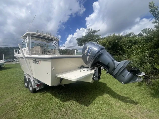 Slide: The Image of Parker Marine 2510 Parker 2007 - 7