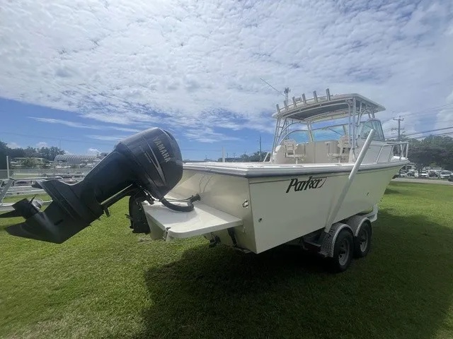 Slide: The Image of Parker Marine 2510 Parker 2007 - 5